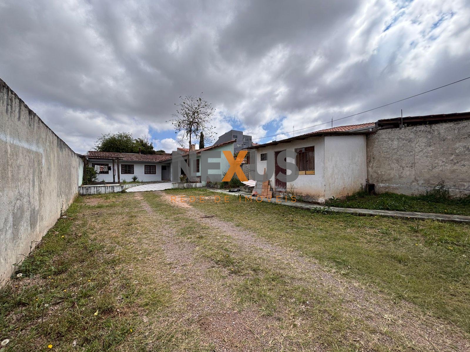 Terreno com 3 dormitórios à venda,420.00 m , capão raso, CURIT...