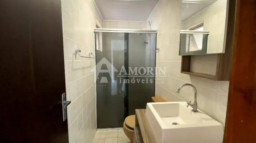 Apartamento Ensoralado no Último Andar com 1 Quarto, Vaga e Ót...