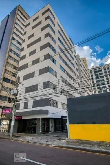 Apartamento Ensoralado no Último Andar com 1 Quarto, Vaga e Ót...