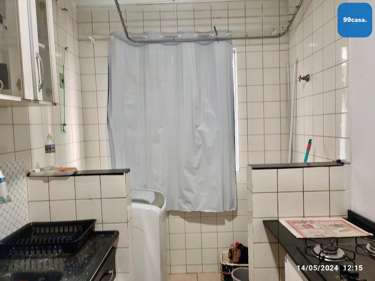 Apartamento Iluminado e Arejado no Cajuru  Localização Privile...