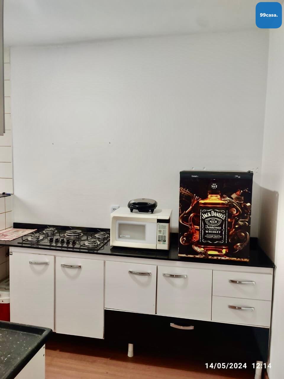 Apartamento Iluminado e Arejado no Cajuru  Localização Privile...