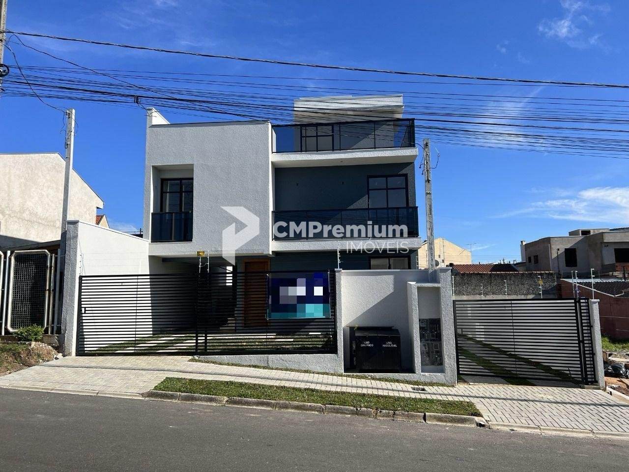 Exclusivo Sobrado à Venda  3 Unidades com Conforto e Design In...