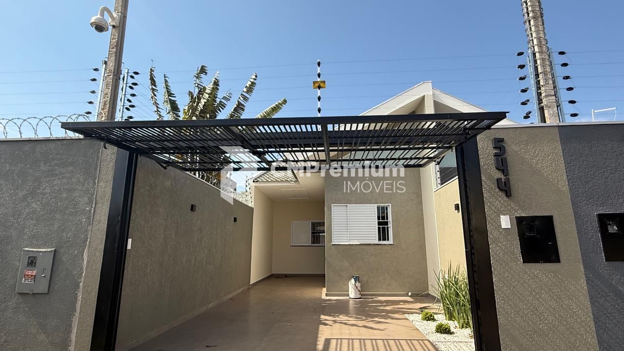 Linda Casa no Jardim São Paulo com 3 Quartos, Suíte e Espaço G...