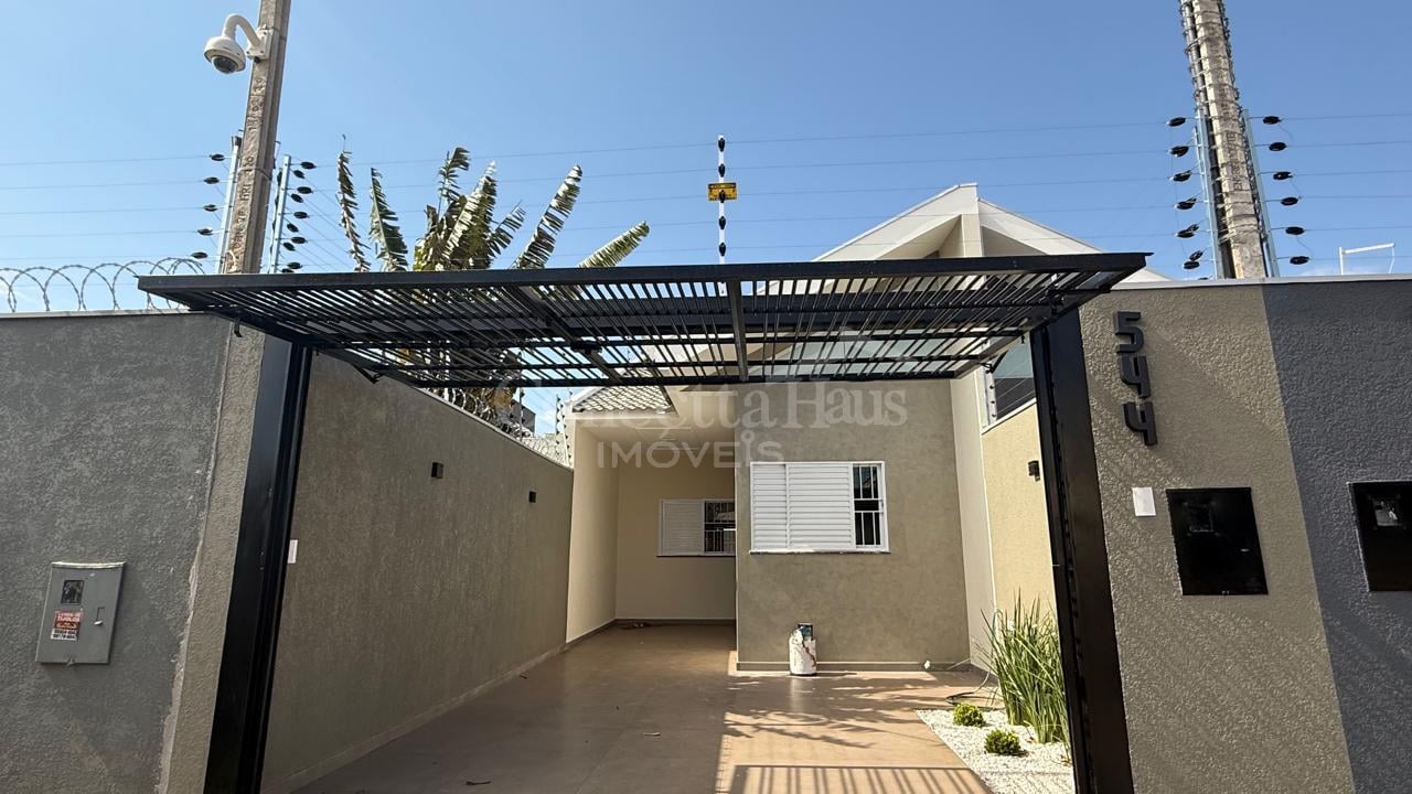 Linda Casa no Jardim São Paulo com 3 Quartos, Suíte e Espaço G...