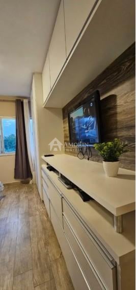 Studio Mobiliado à Venda  Sempre Alugado no Airbnb, Próximo ao...