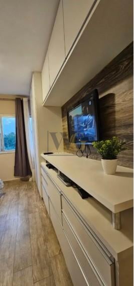 Studio Mobiliado à Venda  Sempre Alugado no Airbnb, Próximo ao...