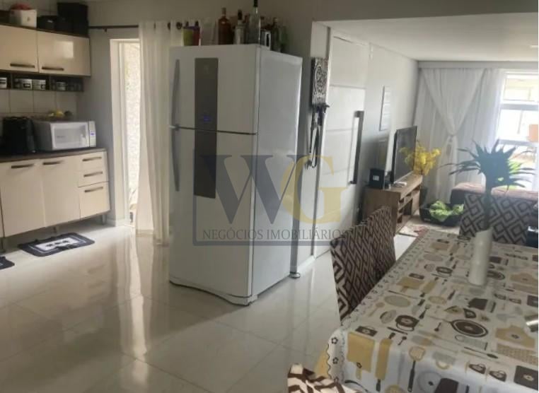 Exclusivo Sobrado 220 m  à Venda no Barreirinha  Condomínio Fe...