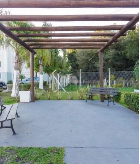 Apartamento Térreo no Condomínio Constance  1 Dormitório, Laze...