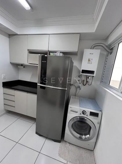 Apartamento Mobiliado à Venda no Santa Cândida  2 Quartos, Mod...