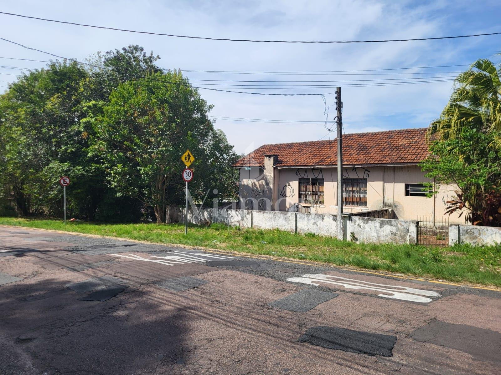 Terreno de Esquina 525 m  no São Lourenço  Localização Nobre e...