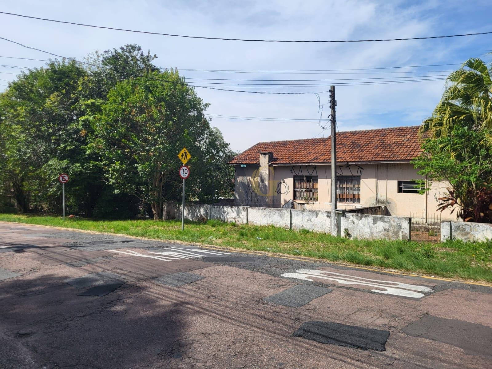 Terreno de Esquina 525 m  no São Lourenço  Localização Nobre e...