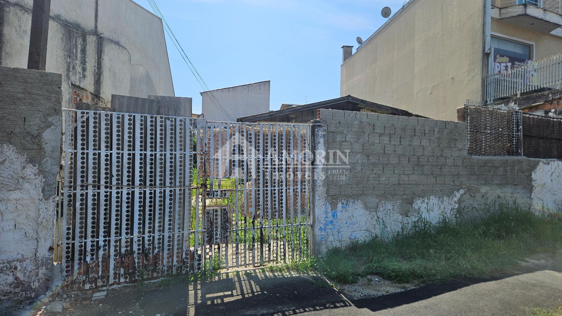 Oportunidade  Imóvel com Terreno de 253m  e Grande Potencial C...