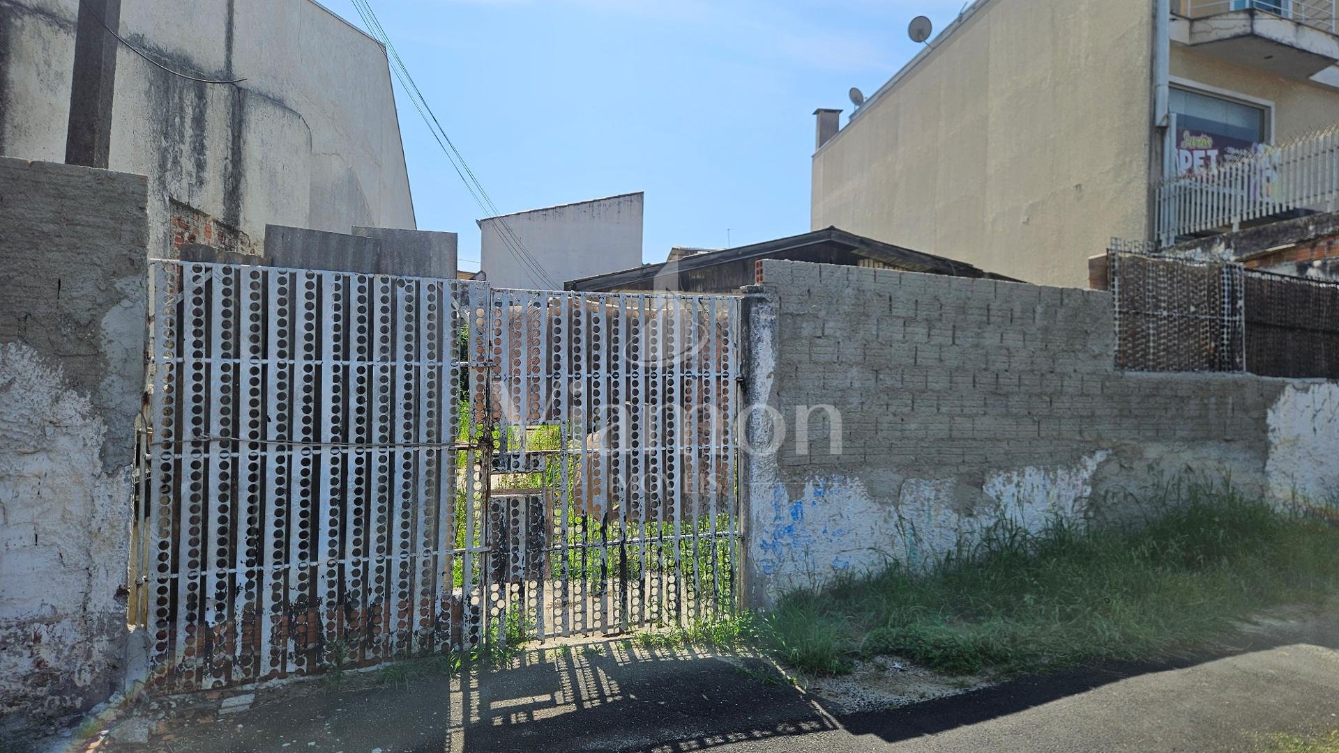 Oportunidade  Imóvel com Terreno de 253m  e Grande Potencial C...