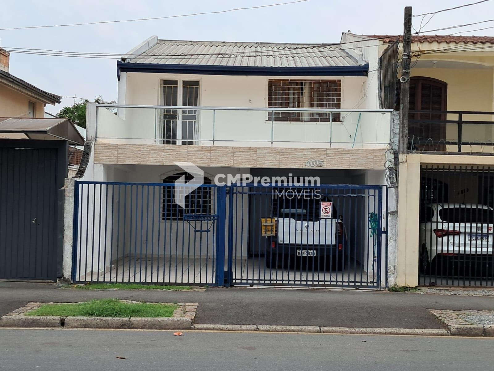 Sobrado Reformado com 3 Quartos no Alto Boqueirão  Único Dono ...