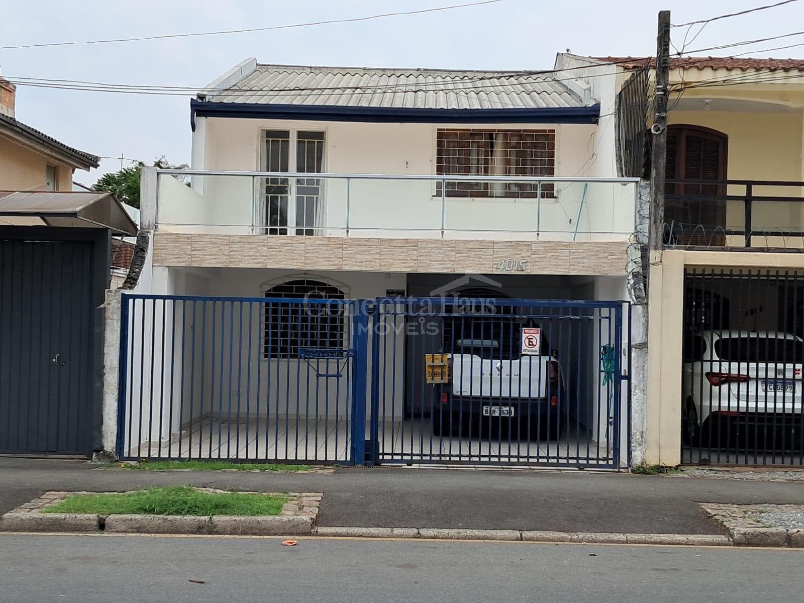 Sobrado Reformado com 3 Quartos no Alto Boqueirão  Único Dono ...