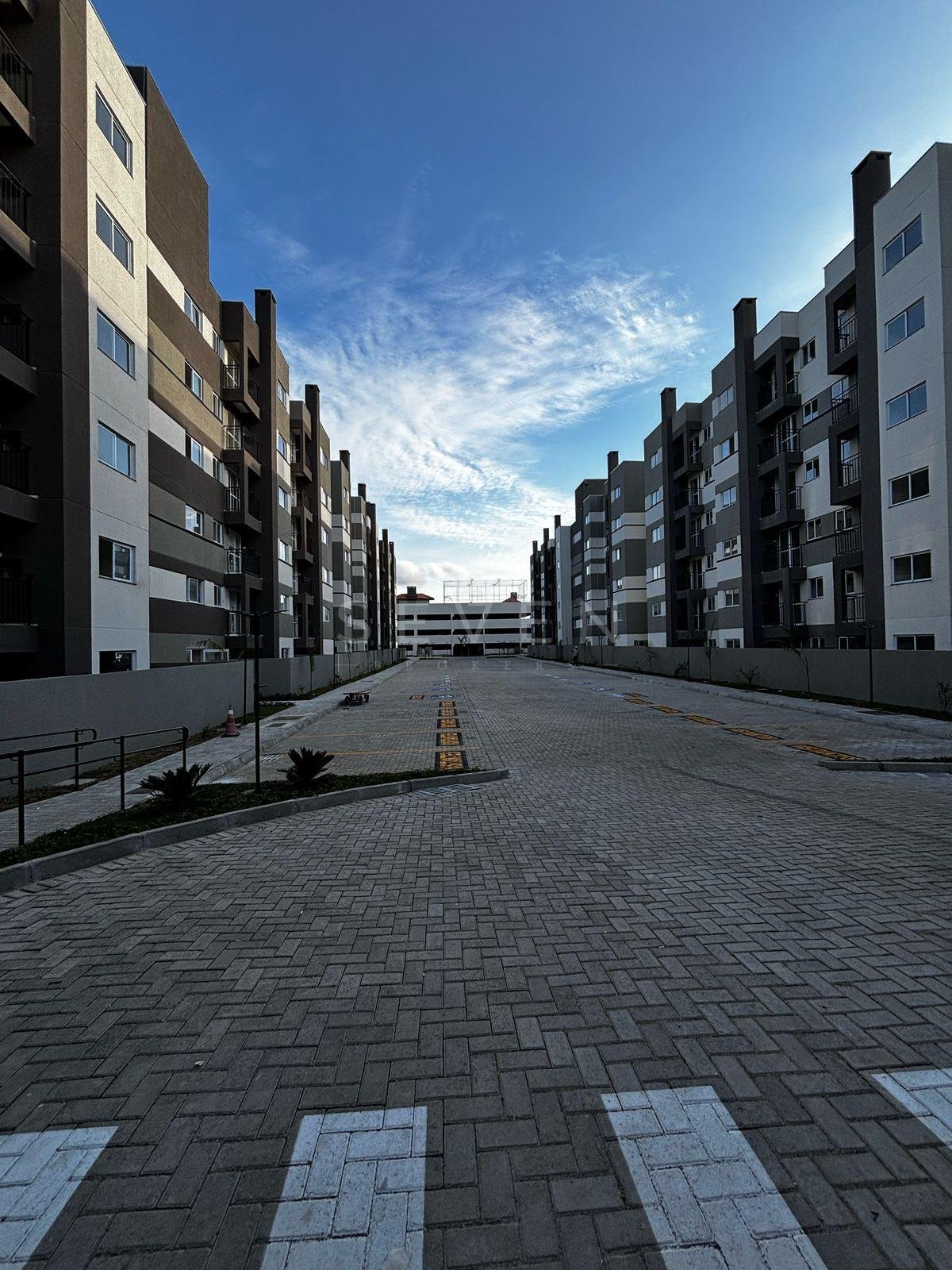 Apartamento 2 Dorms em São José dos Pinhais com Lazer, Seguran...