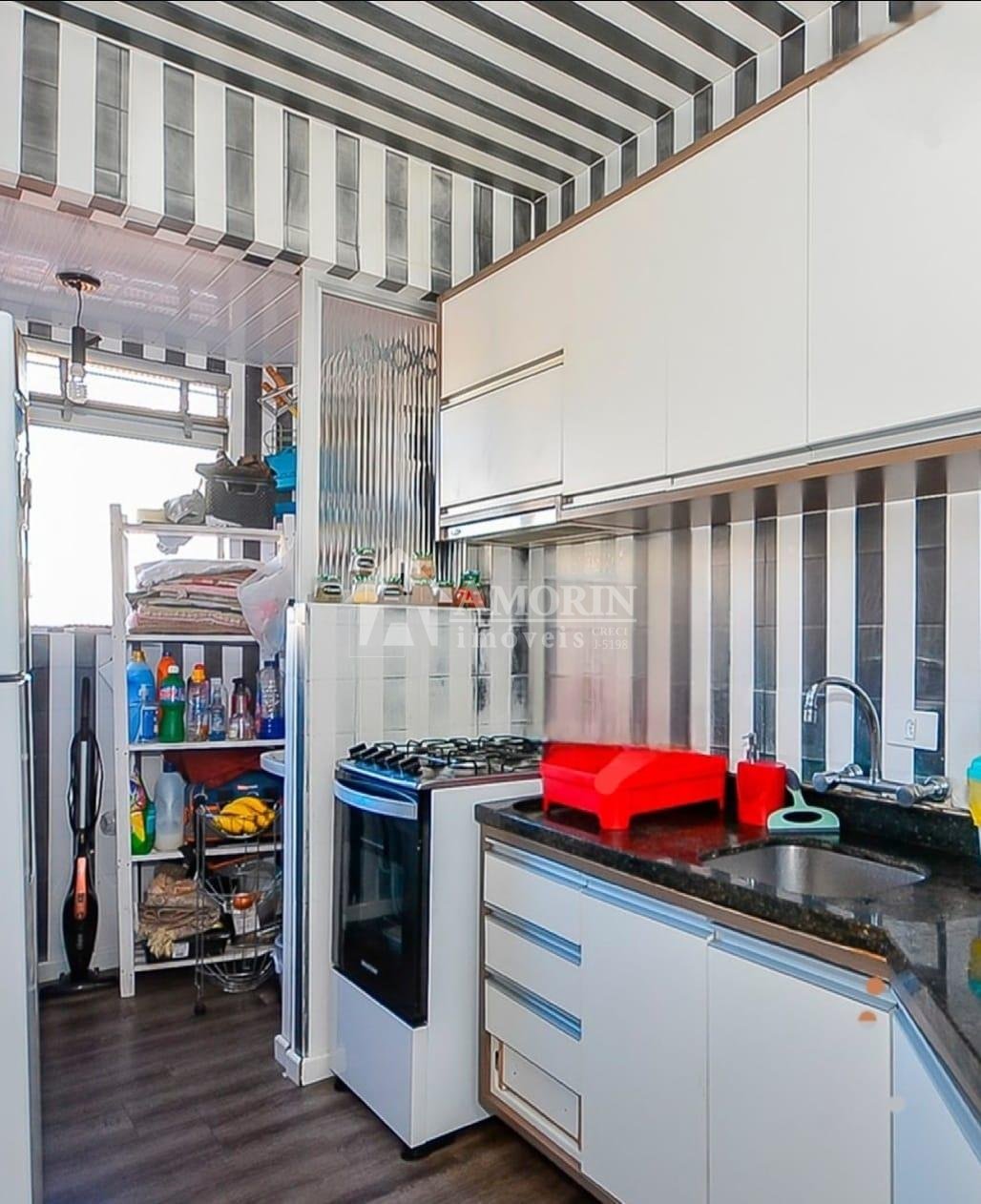 Apartamento ensolarado com 3 quartos e suíte no 2  andar  conf...