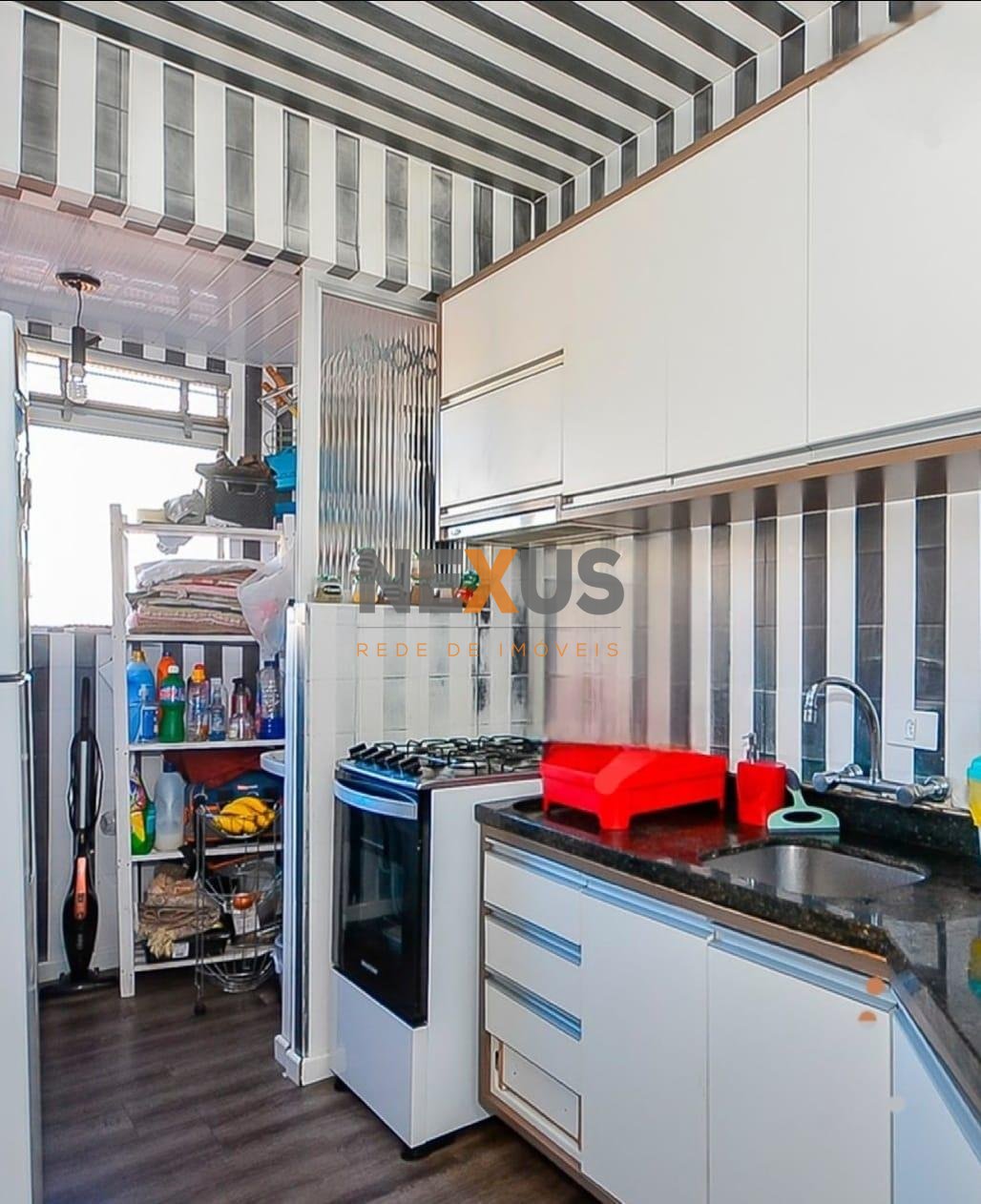 Apartamento ensolarado com 3 quartos e suíte no 2 andar conf...