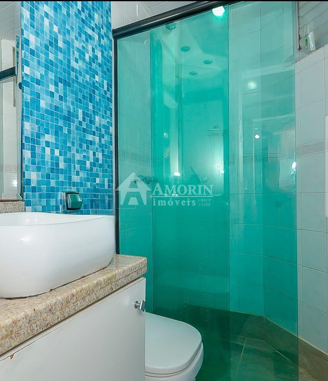 Apartamento ensolarado com 3 quartos e suíte no 2  andar  conf...