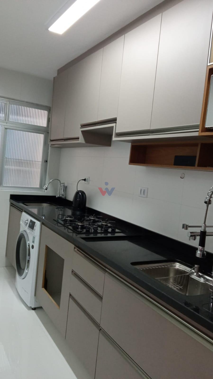 Apartamento mobiliado no Centro de Araucária com 3 quartos e v...