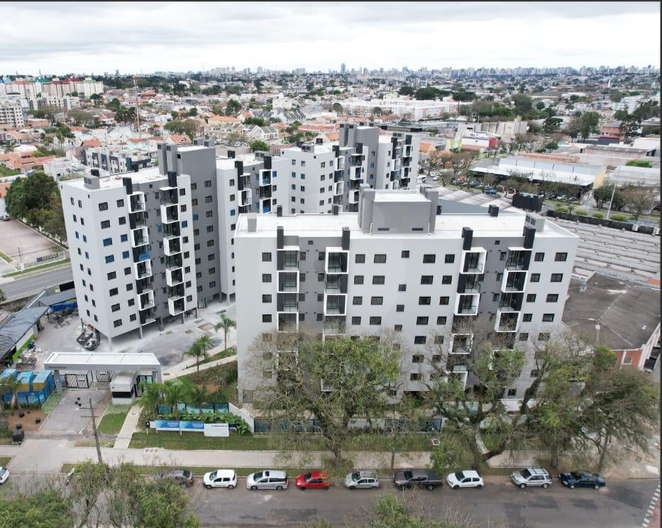 Apartamento 2 dormitórios com suíte no Hauer  Lazer completo e 1 vaga