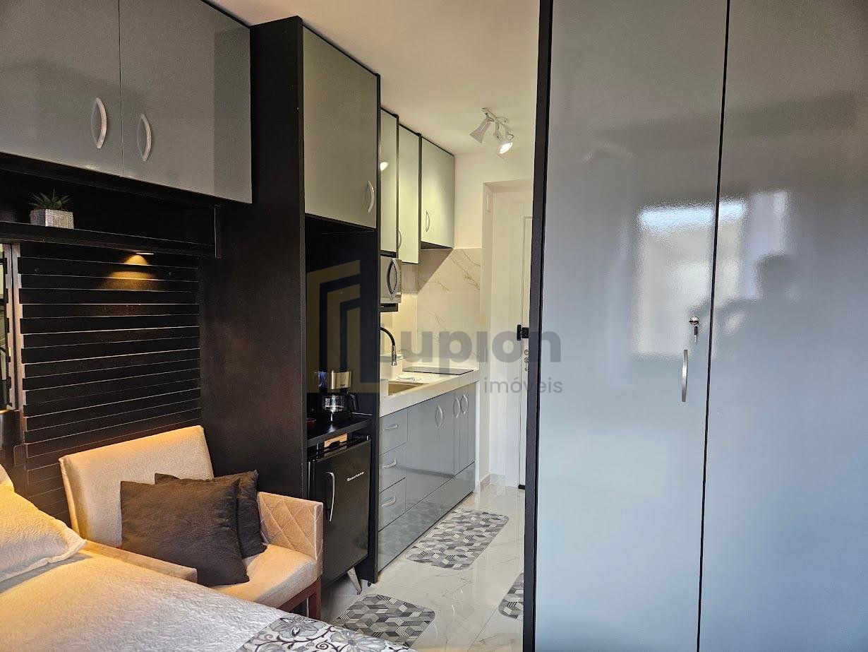 Studio mobiliado e decorado no One House Residence  conforto, ...