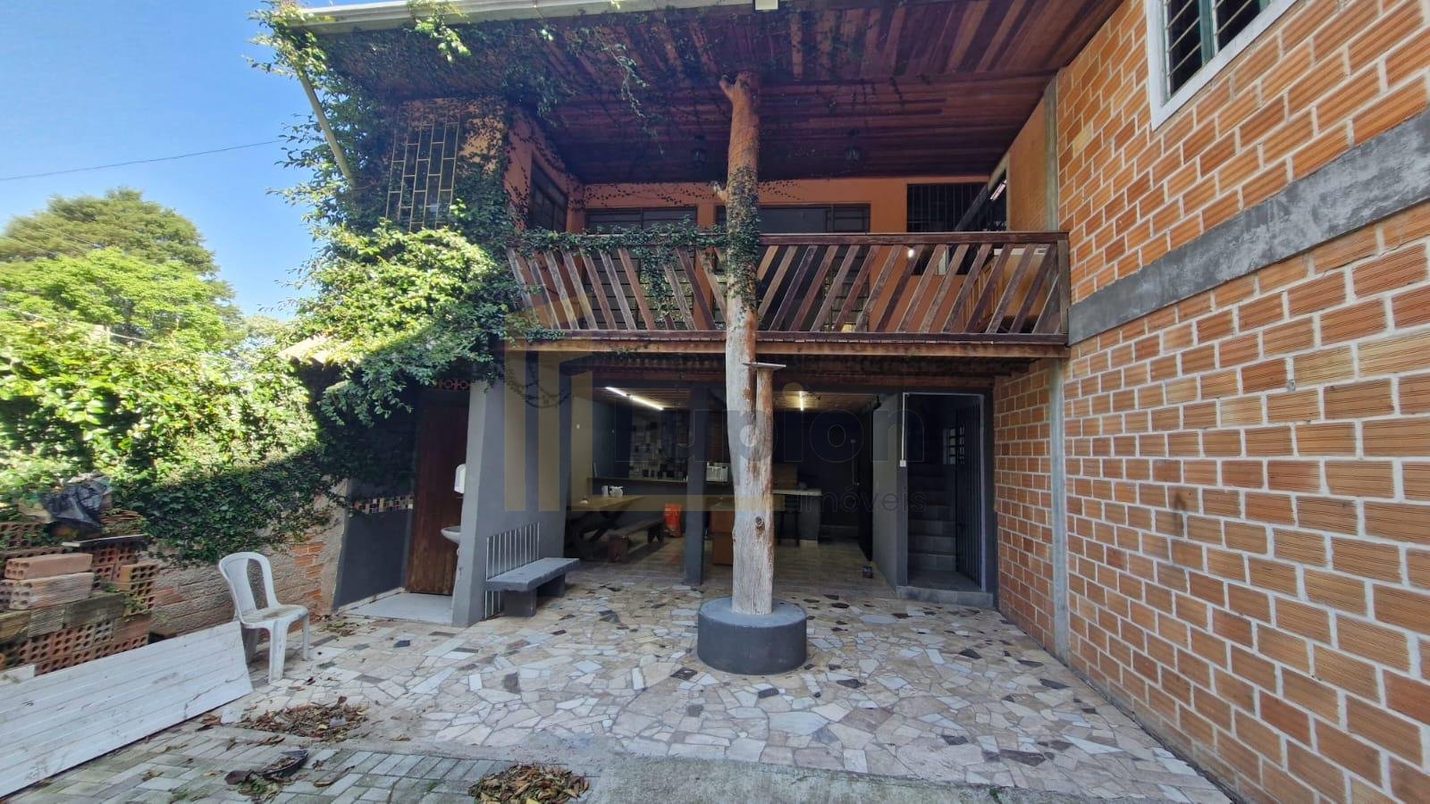 Barracão Comercial em Esquina | 850 m  Construídos em Terreno ...