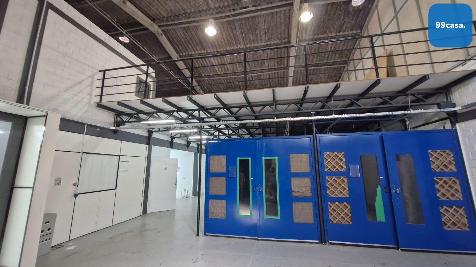 Sobrado com 3 Quartos ? venda, 126 m  Campo Comprido - Curitib...