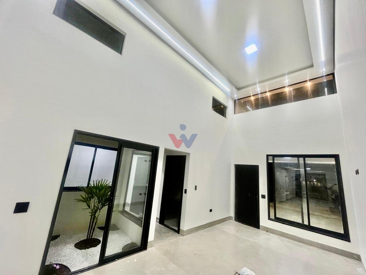 Casa de Alto Padrão com Piscina, 3 Suítes e Área Gourmet  Jard...