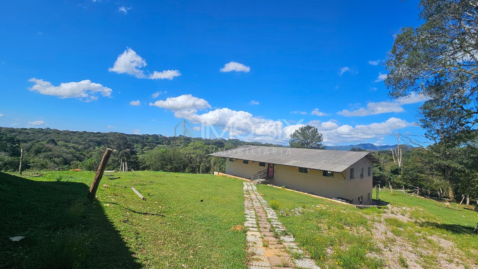 Chácara 58.440m  à Venda em São José dos Pinhais | Casa, Salão...