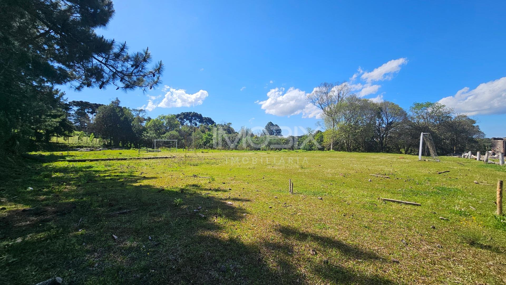 Chácara 58.440m  à Venda em São José dos Pinhais | Casa, Salão...