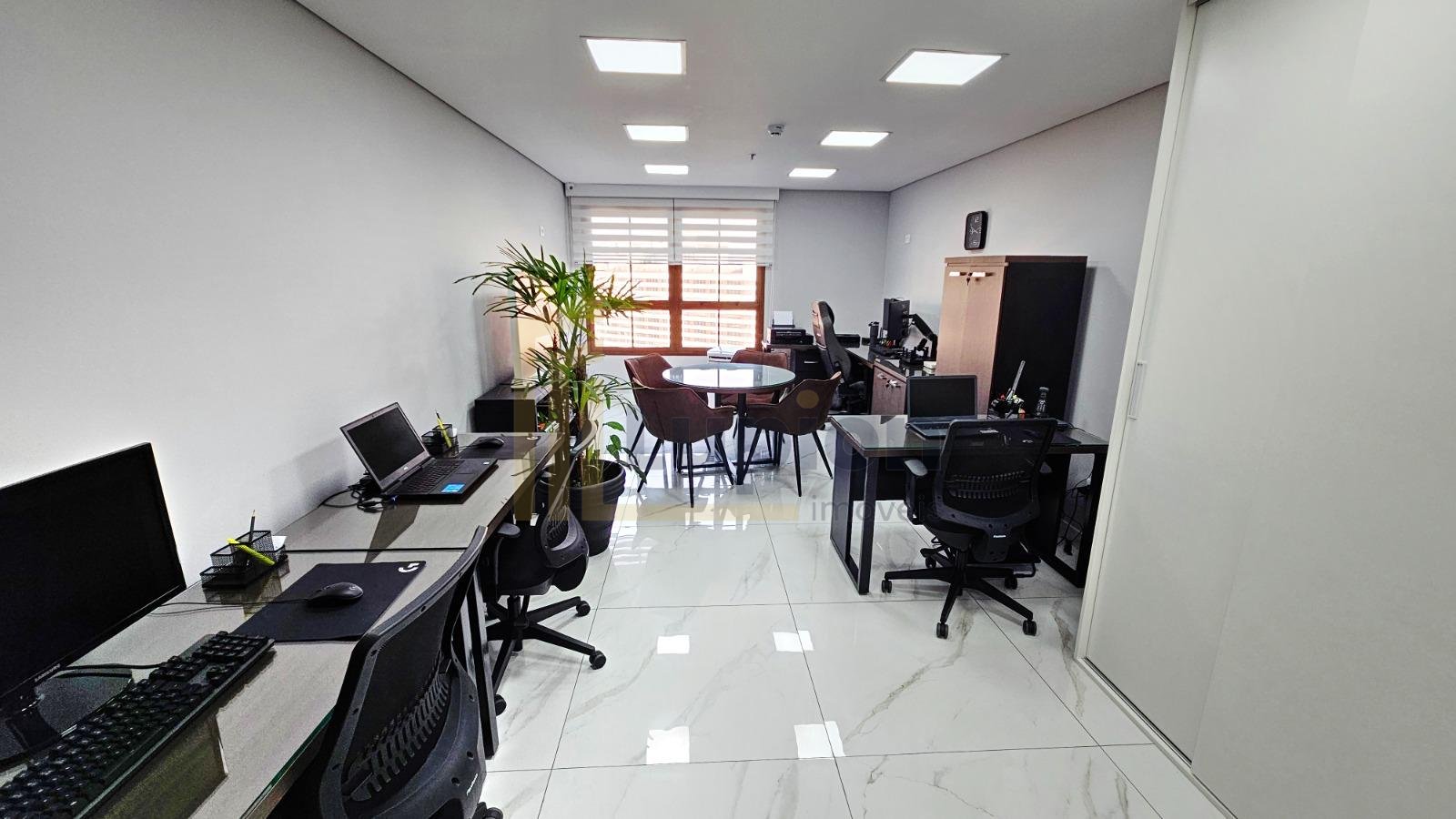 Sala Comercial Semi Mobiliada no Time Offices Express  31 m  |...
