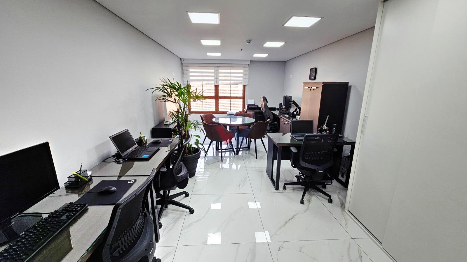 Sala Comercial Semi Mobiliada no Time Offices Express  31 m  |...