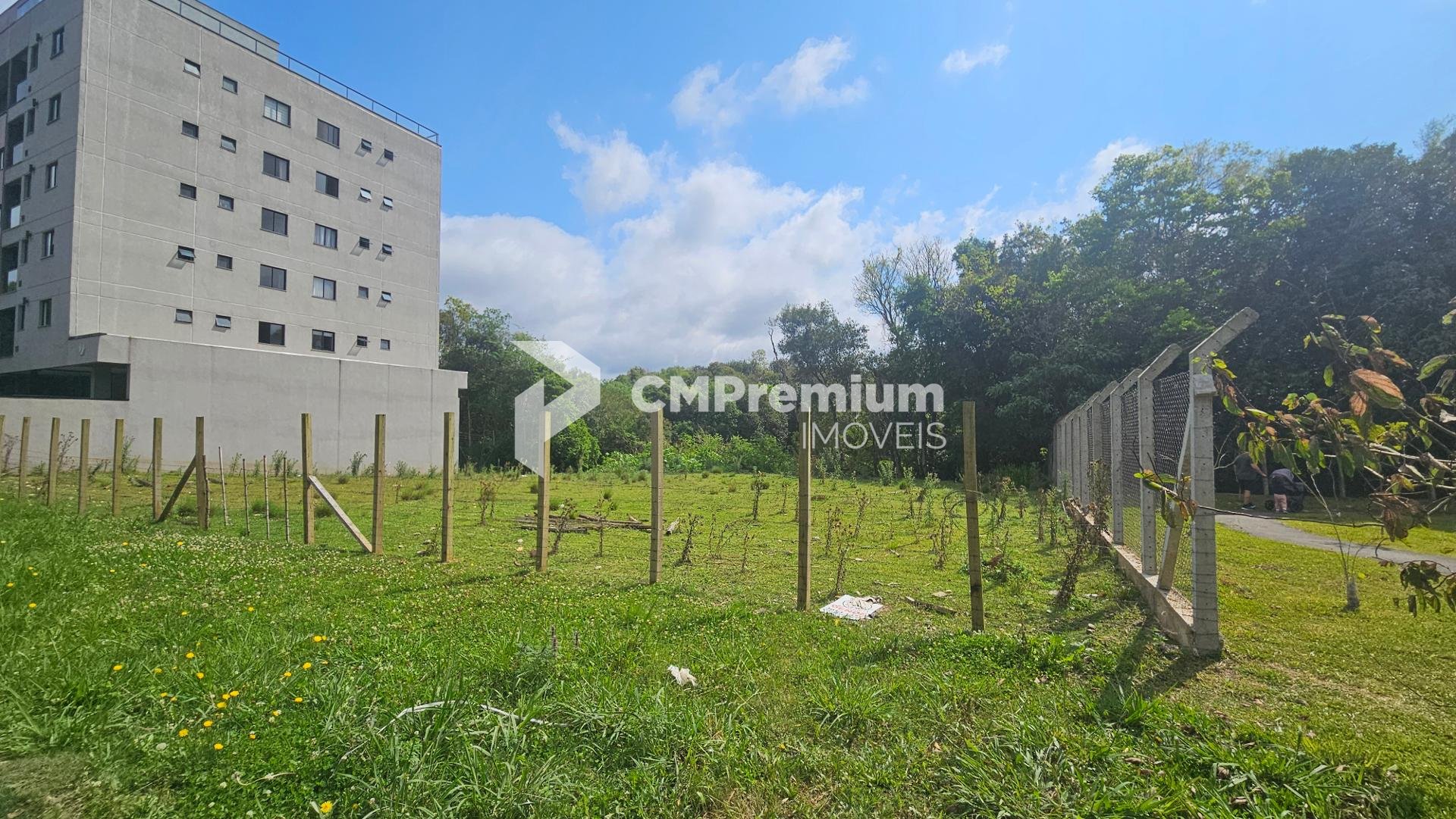 Terreno ZR-3,1 com 2.544 m  no Boa Vista  Localização estratég...