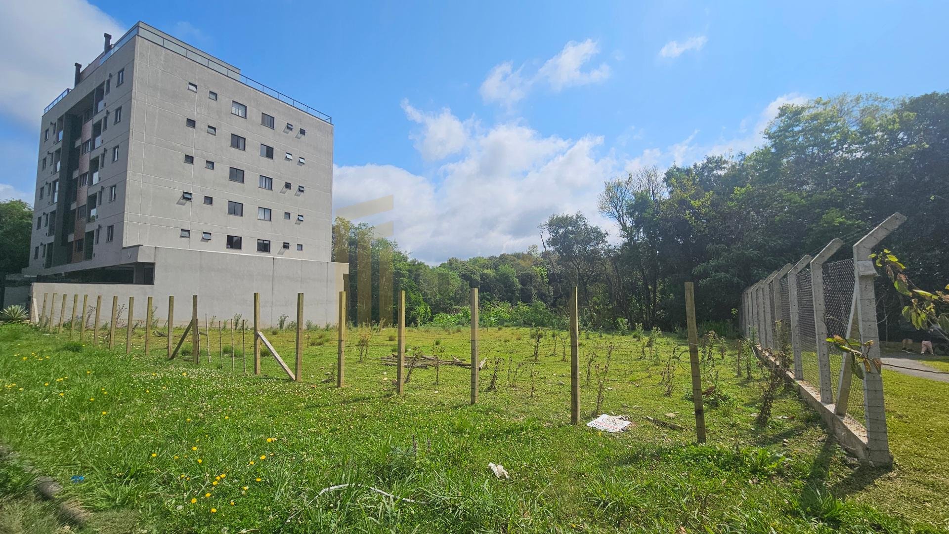 Terreno ZR-3,1 com 2.544 m  no Boa Vista  Localização estratég...