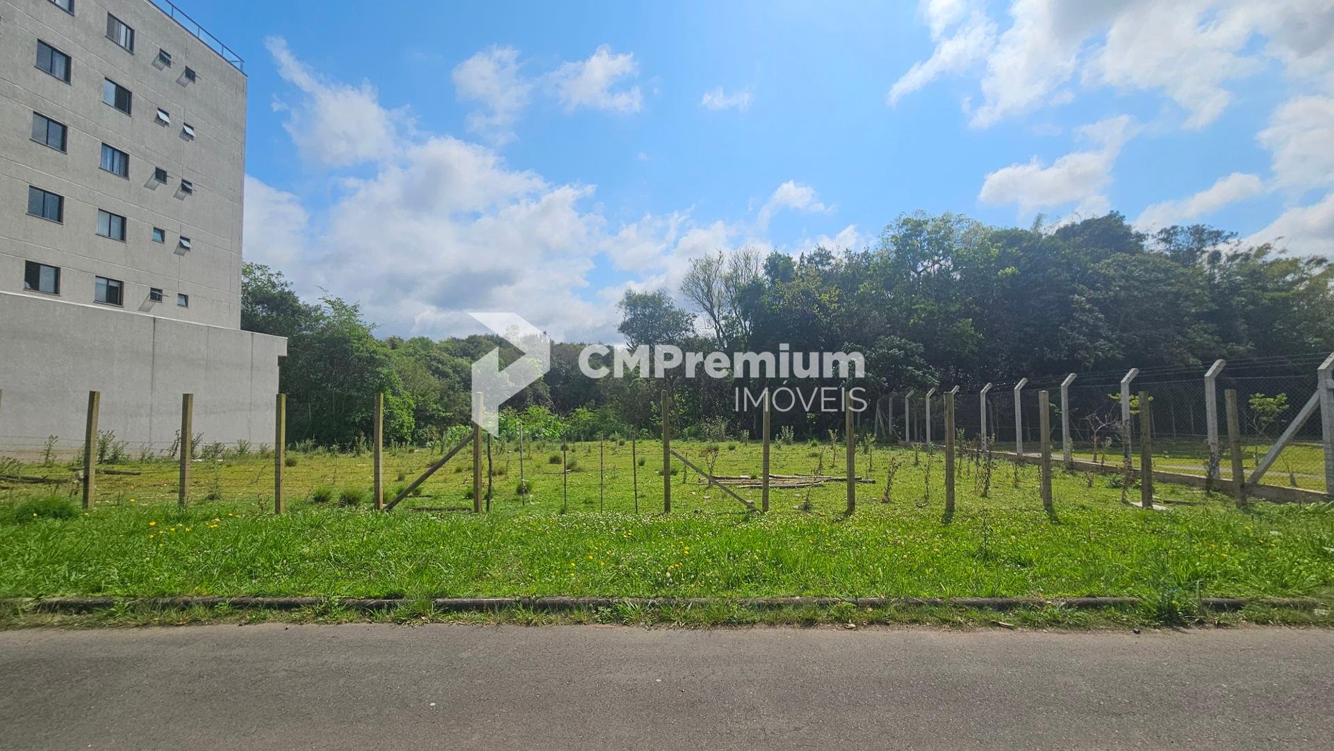 Terreno ZR-3,1 com 2.544 m  no Boa Vista  Localização estratég...