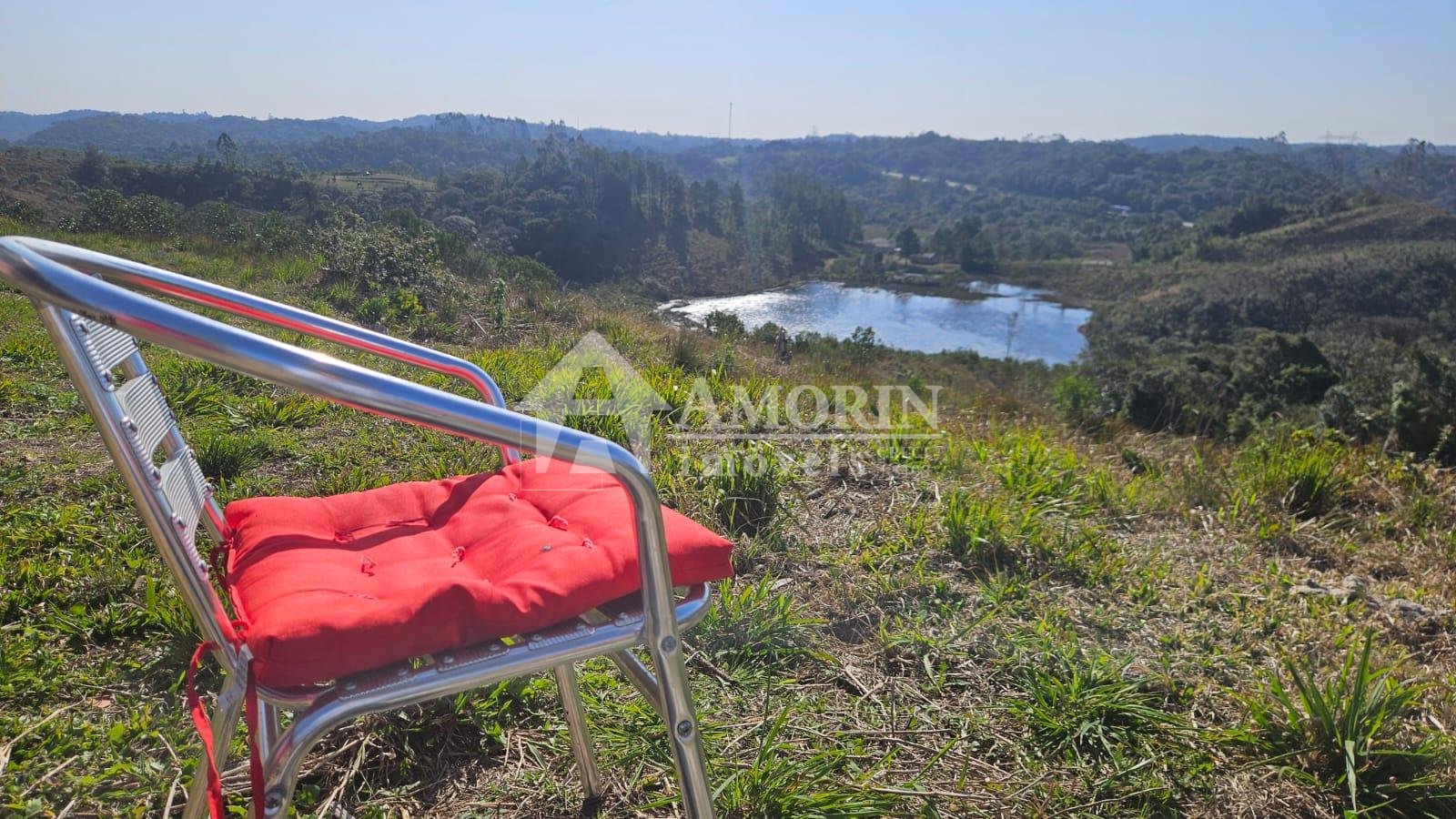 Chácara à Venda em São José dos Pinhais  Casa Ampla, Vista par...