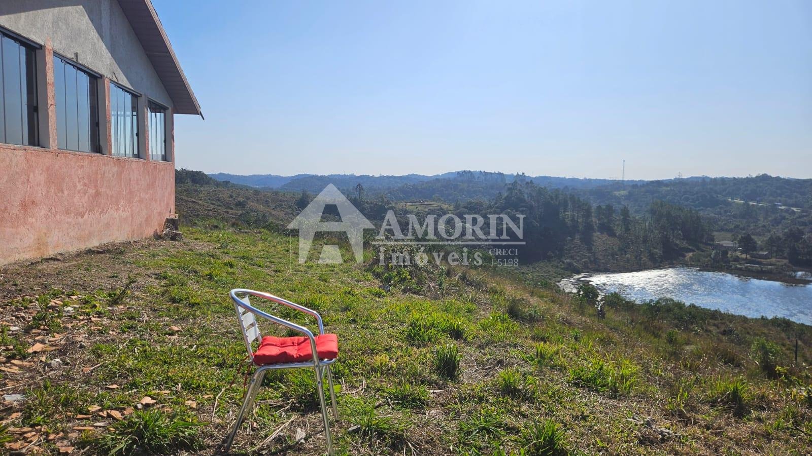 Chácara à Venda em São José dos Pinhais  Casa Ampla, Vista par...