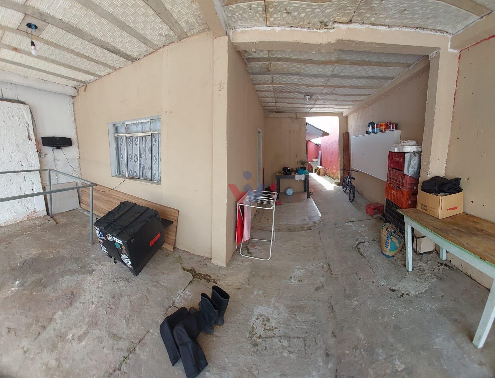 Casa à Venda em Araucária  2 Quartos em Condomínio Fechado Sem...