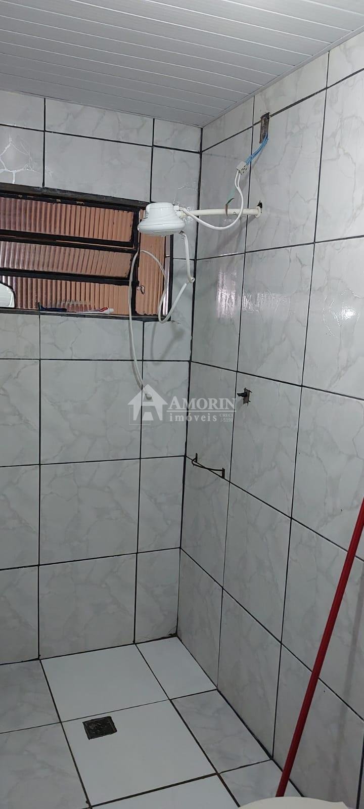 Casa à Venda em Araucária  2 Quartos em Condomínio Fechado Sem...