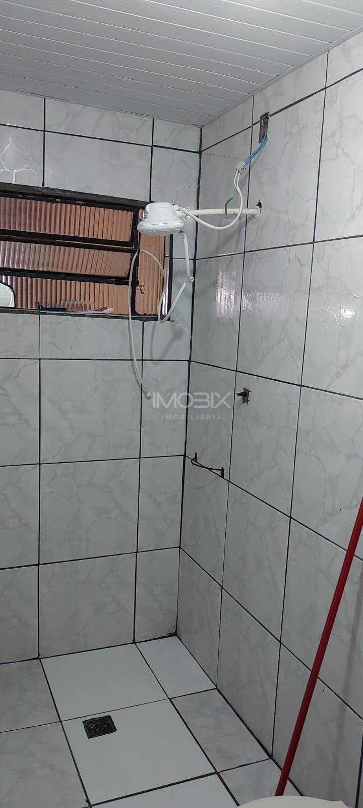 Casa à Venda em Araucária  2 Quartos em Condomínio Fechado Sem...