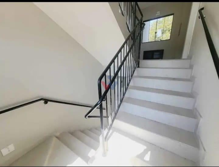 Apartamento com Terraço Privativo e 1 Quarto em Araucária  Con...