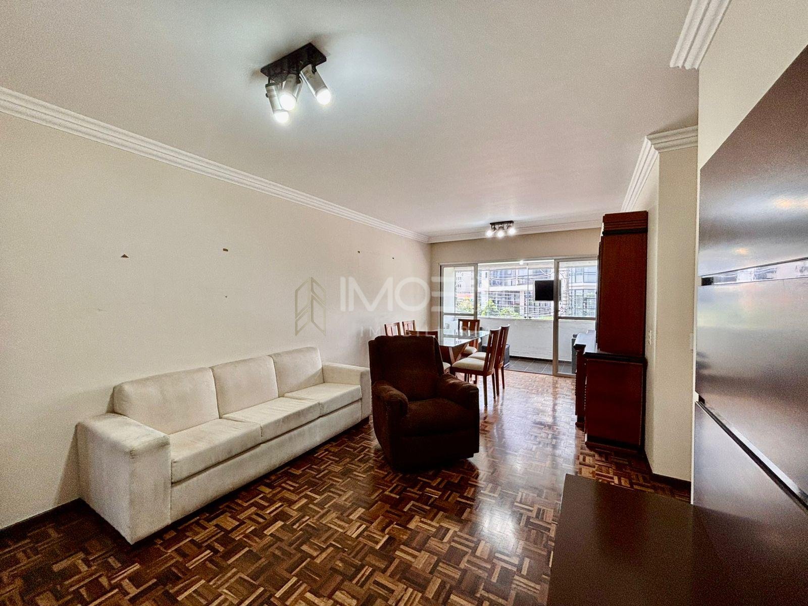 Apartamento no Alto da Glória  3 quartos, suíte e sacada envi...