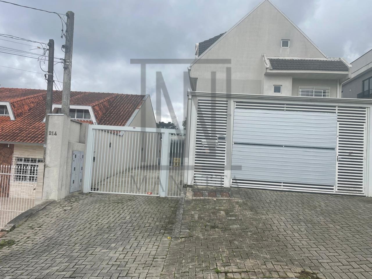 Confortável Sobrado no Condomínio  3 Quartos, Suíte e 95m  Pri...