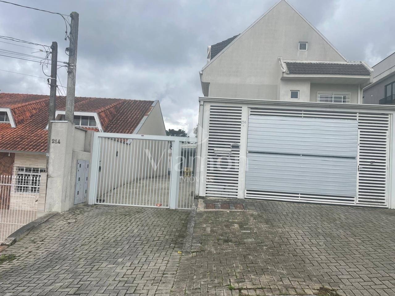 Confortável Sobrado no Condomínio  3 Quartos, Suíte e 95m  Pri...