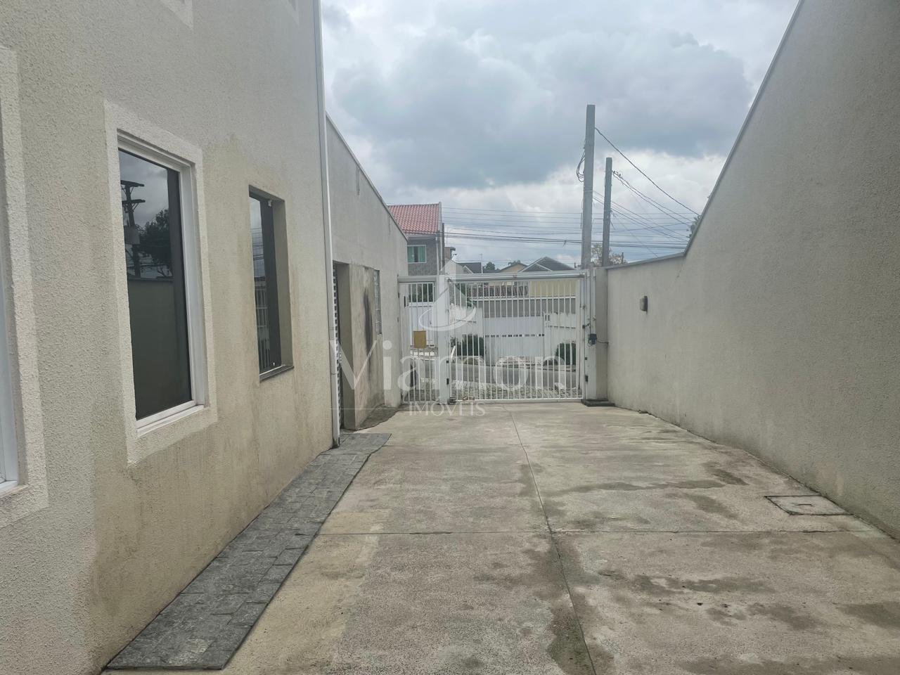 Confortável Sobrado no Condomínio  3 Quartos, Suíte e 95m  Pri...