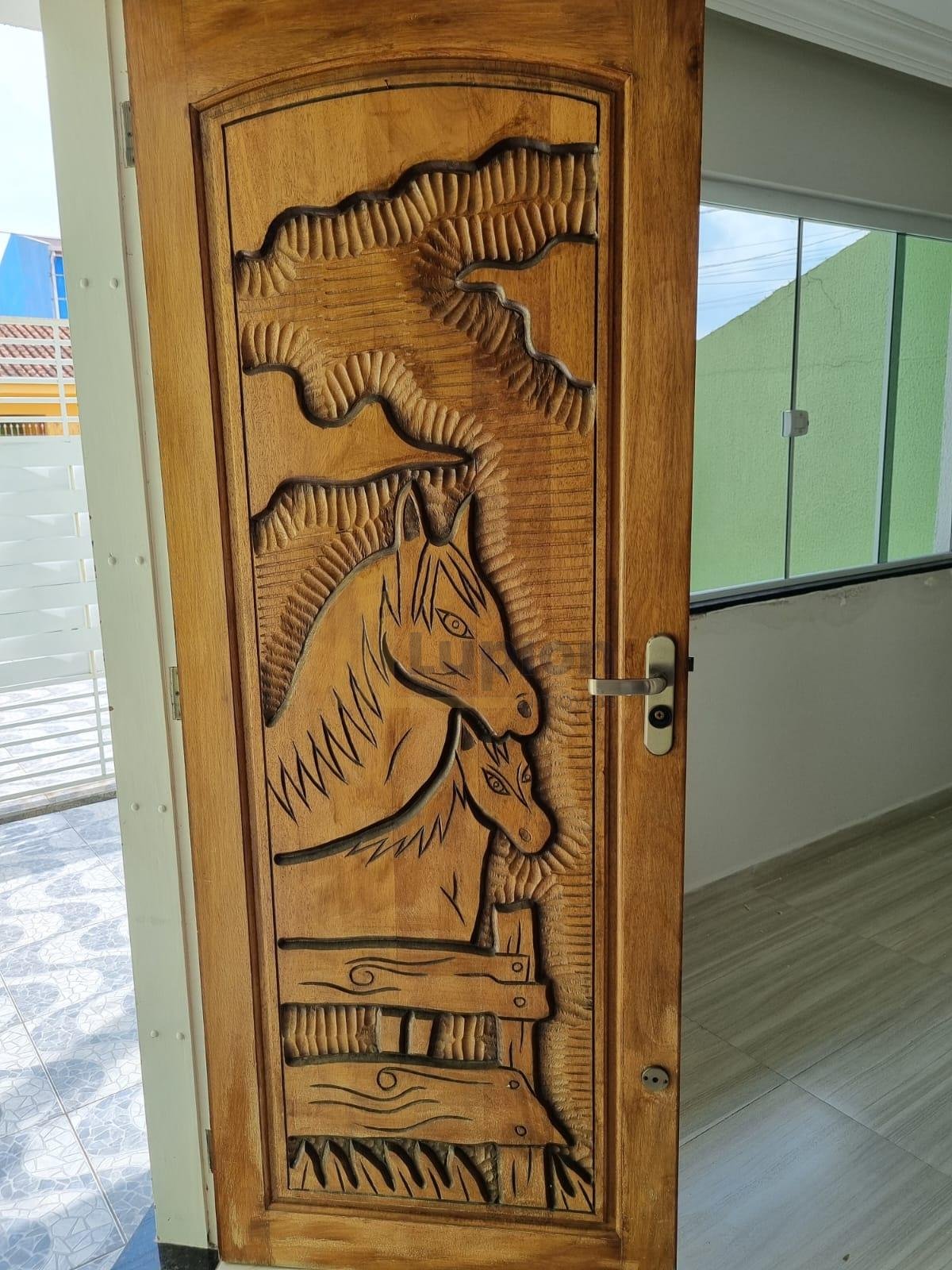 Sobrado Amplo com 3 Quartos, Suíte, Mezanino e Churrasqueira  ...