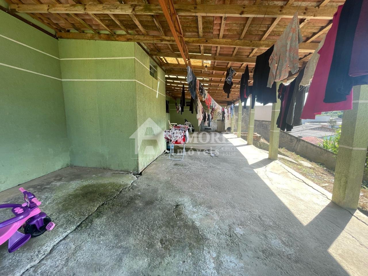 Viva com liberdade e conforto  Terreno com 2 casas em Campo Ma...