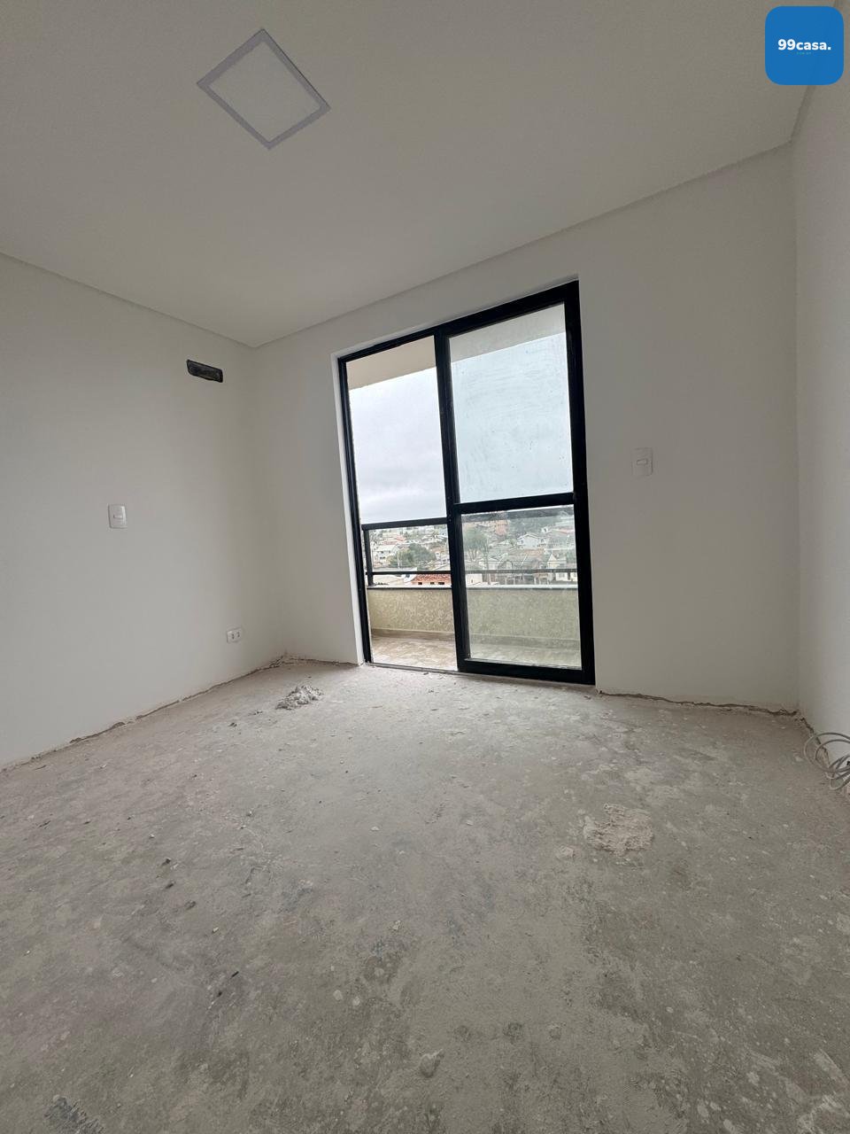 Apartamento 80m , 3 quartos com suíte e vaga coberta no Centro...