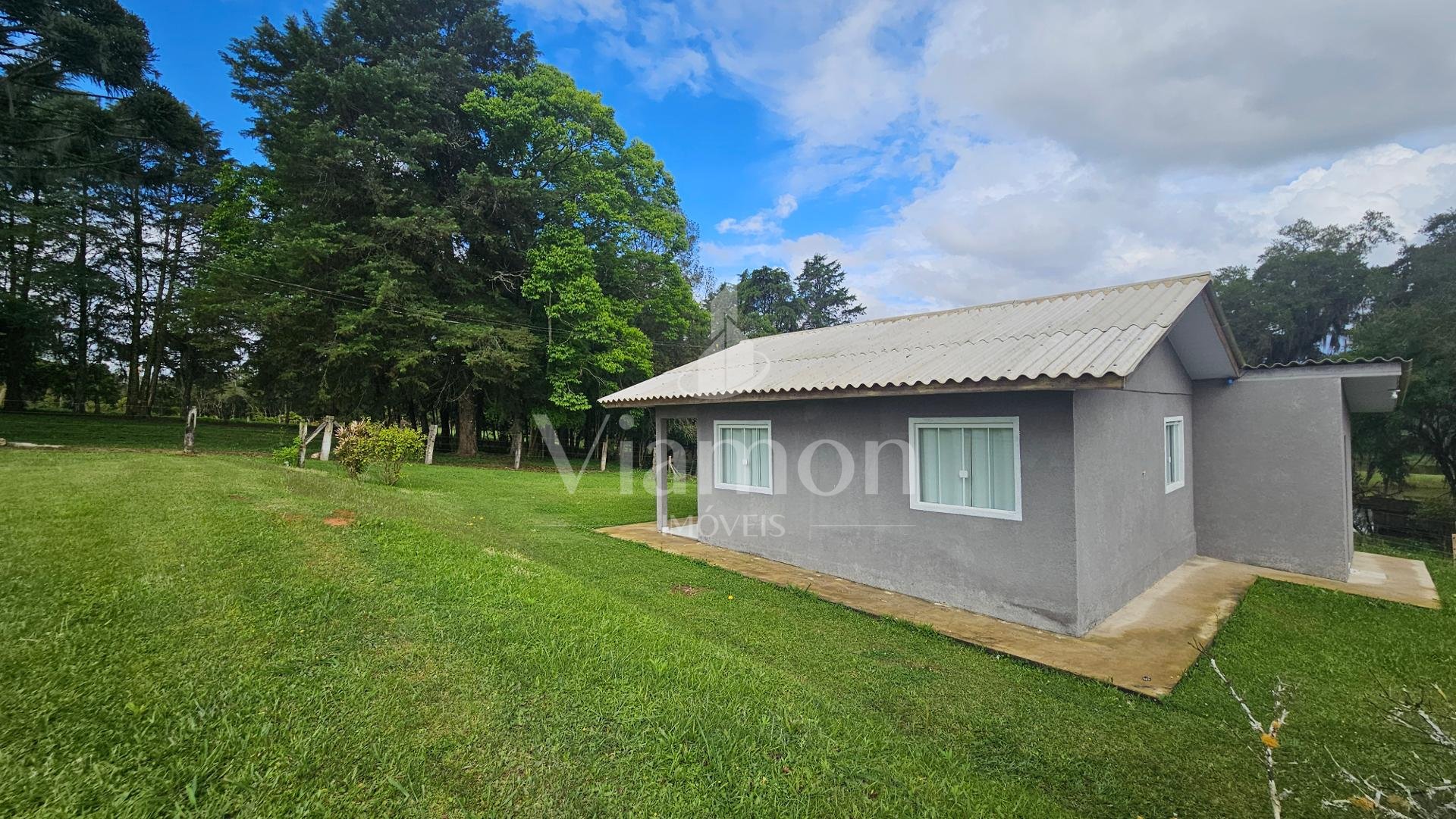 Chácara com 29.328,08m , com 2 casas, 4 tanques de peixes, em ...